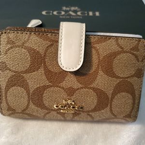 Coach Small wallet, Authentic